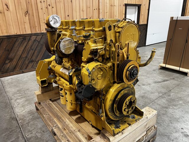 630 HP Caterpillar #C18, industrial engine, sound attenuated enclosure 1, 14" flywheel, 2014 - Image 2