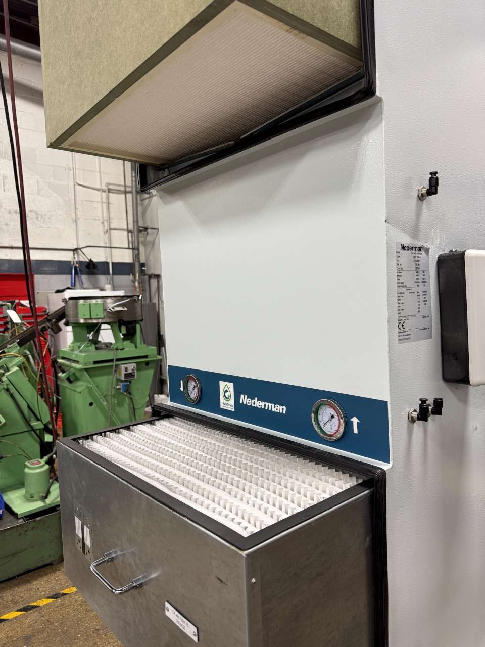 Nederman #OMF-1000, 2 stage Oil Mist Collector, 2 x 7.9" inlets, 589 cfm, 104°F internal fan, 1.5 HP, 460 - Image 4