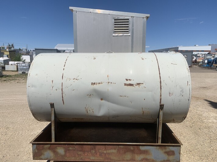 8' x 5' x 8.2' Equipment Building - Image 2