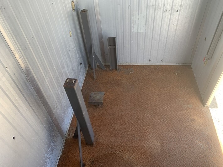 8' x 5' x 8.2' Equipment Building - Image 6