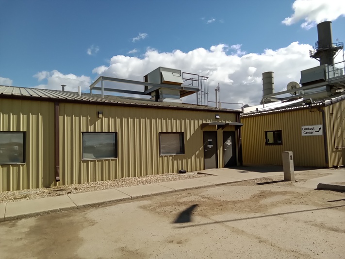 Office Building - Image 6