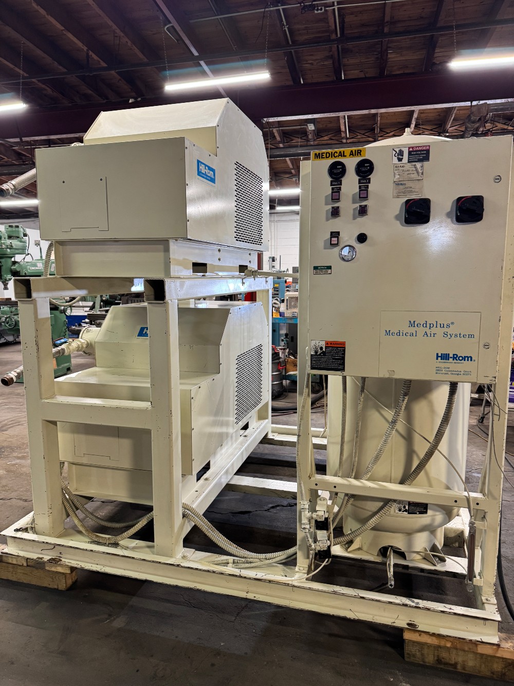 80 cfm, 200 psi, Medplus #6916-9040-204A Redundant/Lag reciprocating oilless air compressor - Image 3