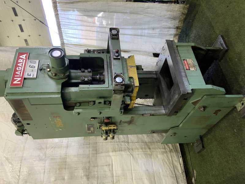 60 Ton, Niagara #E-60, OBI press, 6" stroke, 15-1/2" Shut Height, dual palm buttons, 60 SPM, 5 HP - Image 10