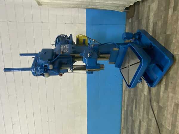 24" Cincinnati #24, single spindle drill, box columns, #4MT, 28" x18" table area, coolant, 5 HP - Image 1