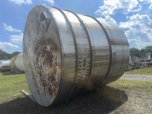 10000 gallon Perry Products, Stainless steel tank, 144" dia. x 144" straight side, flat top & bottom - Image 6