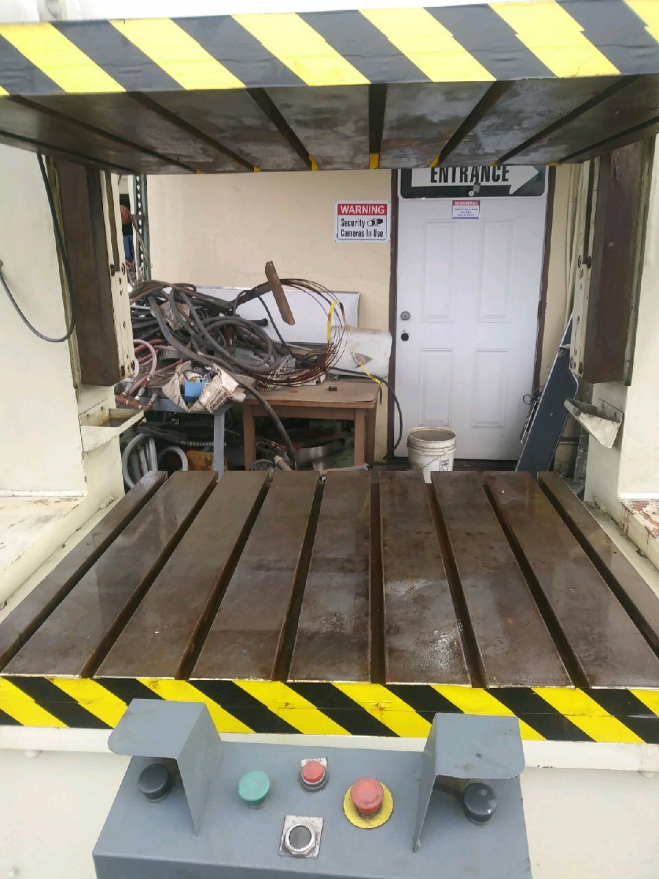 100 Ton, Sutherland #SPC, Auto Stamper Hydraulic Press, 2001 - Image 3