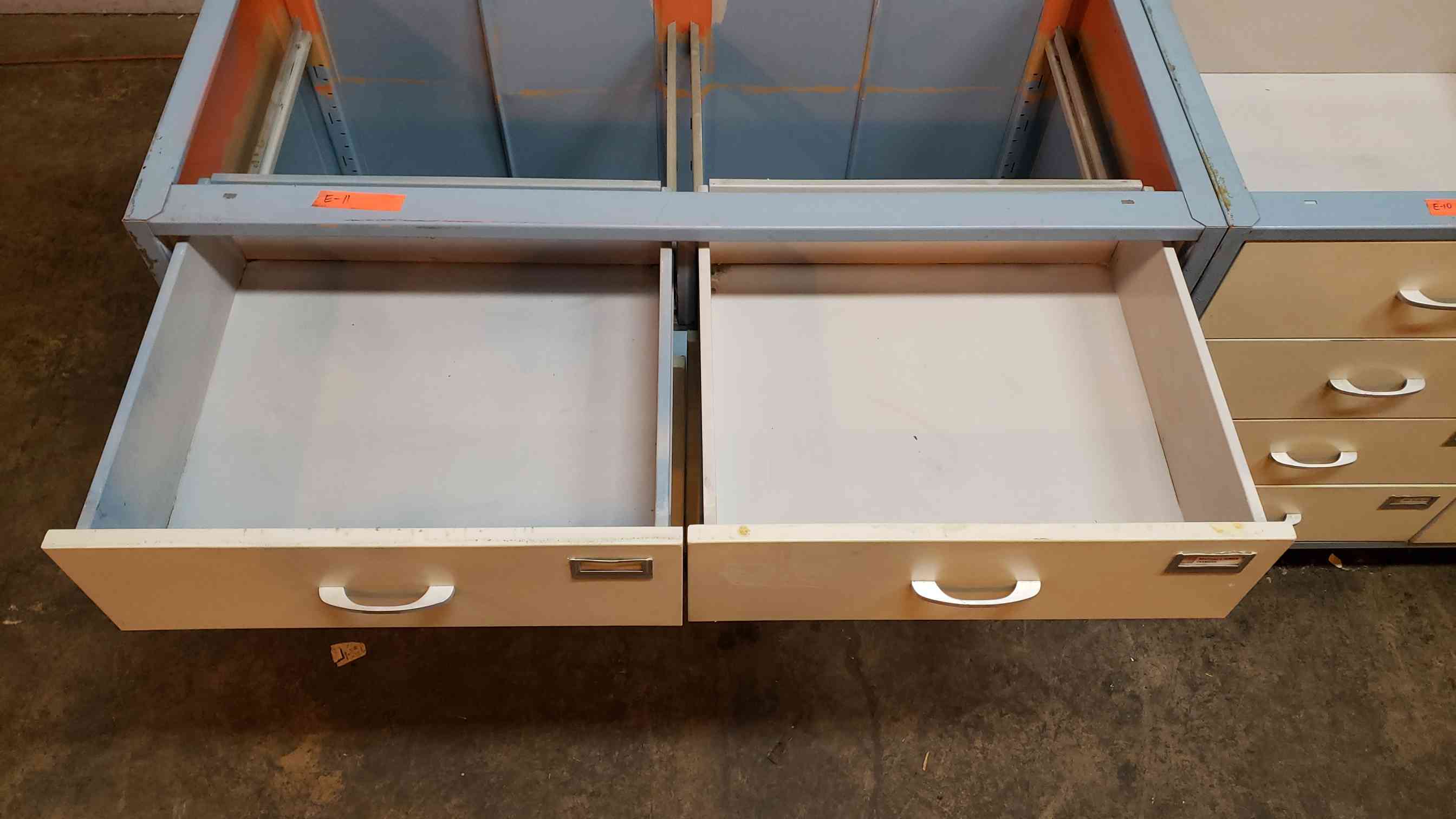 Kewaunee, Laboratory Casework w/7 Drawers & 3 Doors, Blue & White Color, 94" L x 23" width x 36" H - Image 10