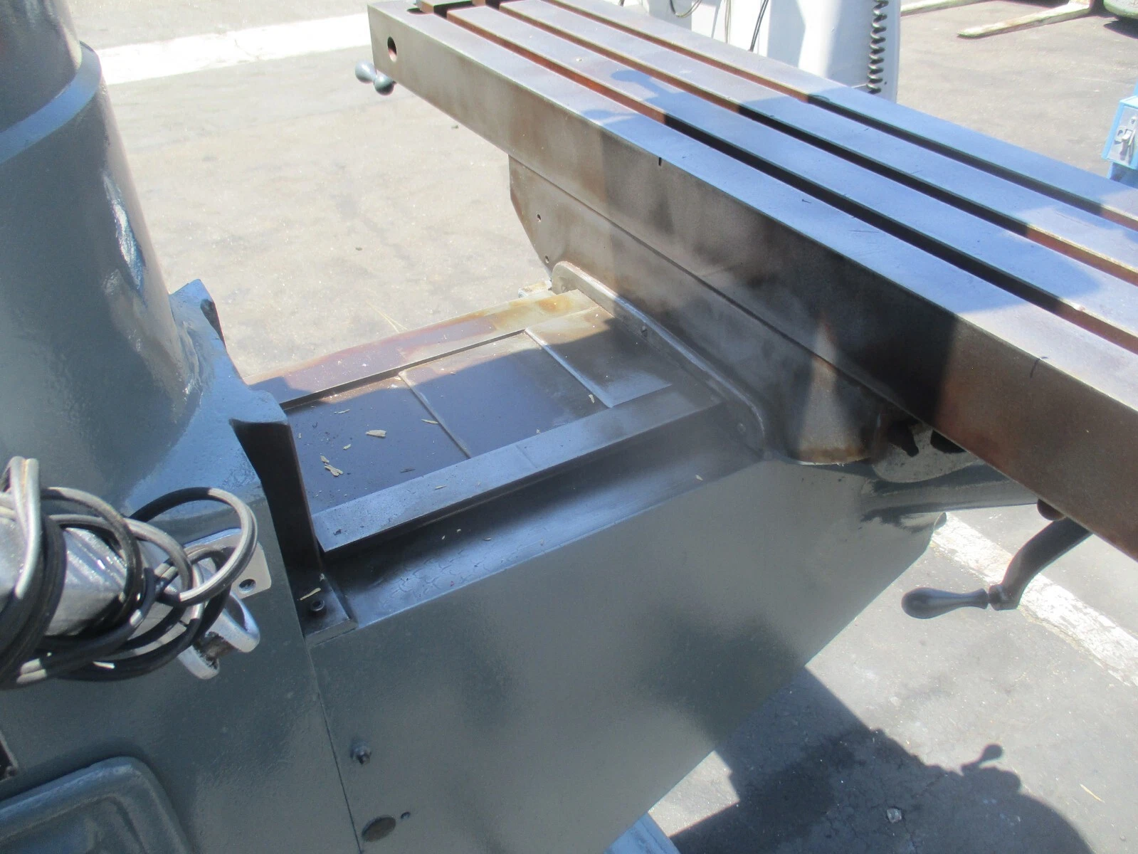 Bridgeport #Series-I, Vertical Mill, 9" x42" table, 1 HP, R8 taper, sloting head, 220/440 V. - Image 9