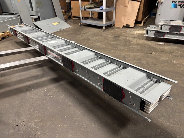 2000 Amps, Square D, i-line ii aph252, 10' Busway, 600V 3P4W Bus Duct Aluminum - Image 2