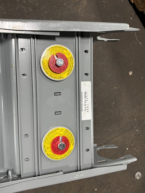 2000 Amps, Square D, i-line ii aph252, 10' Busway, 600V 3P4W Bus Duct Aluminum - Image 7