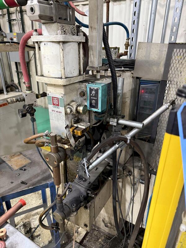 35 Kva Uto Chuo #S1-6-335U, Spot Welder, 20" throat, 480/240 Primary V., palm Control, w/ vibratory bowl, 1998 - Image 2