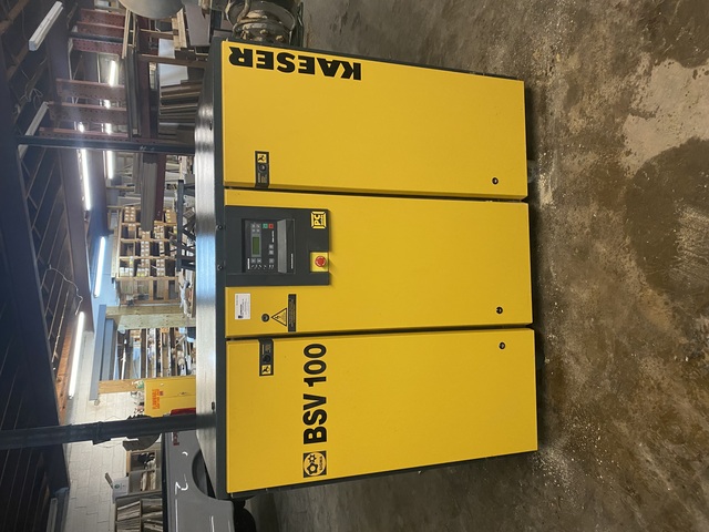 Kaeser #BSV-100, 40 HP vacuum pump, 208 V., 3600 RPM, 7700 hours, 2002 - Image 3