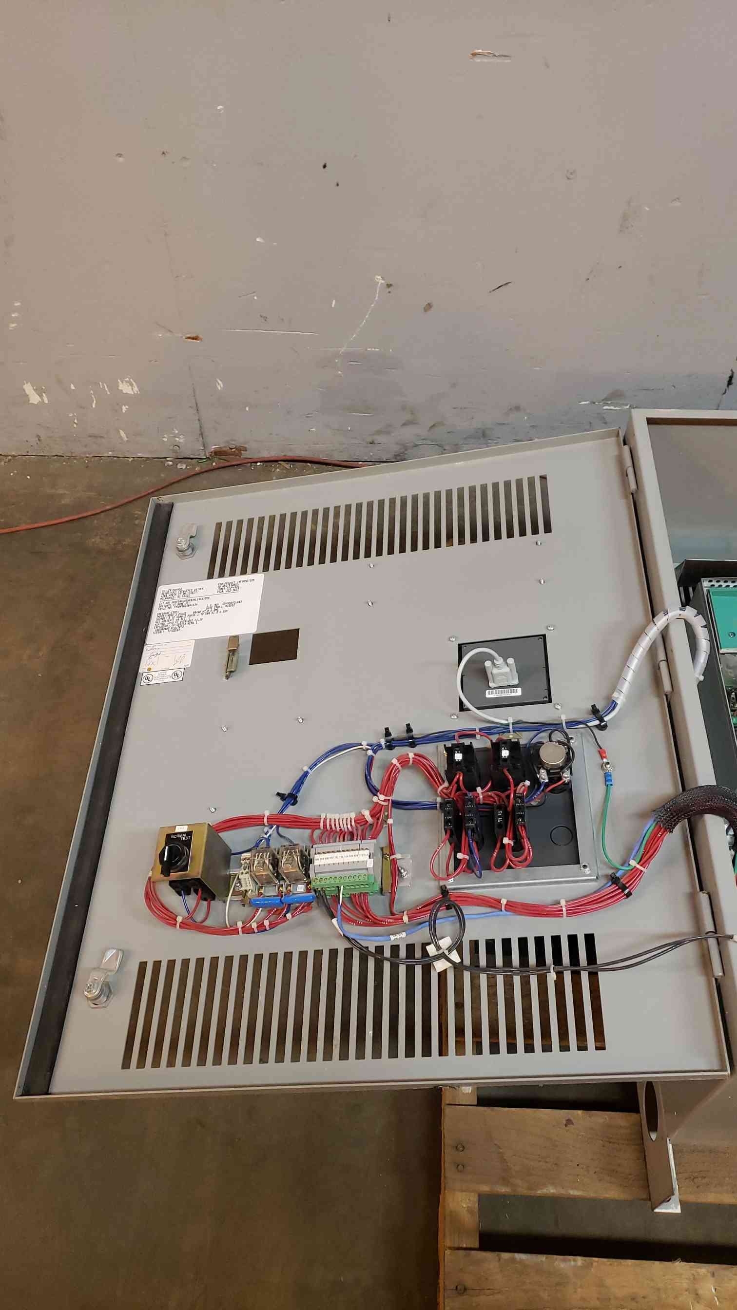 5 HP Cutler-Hammer, HV9F50AGV5M0B34LI4X5X7M8, VFD, 3 Phase, 480 Volts - Image 6