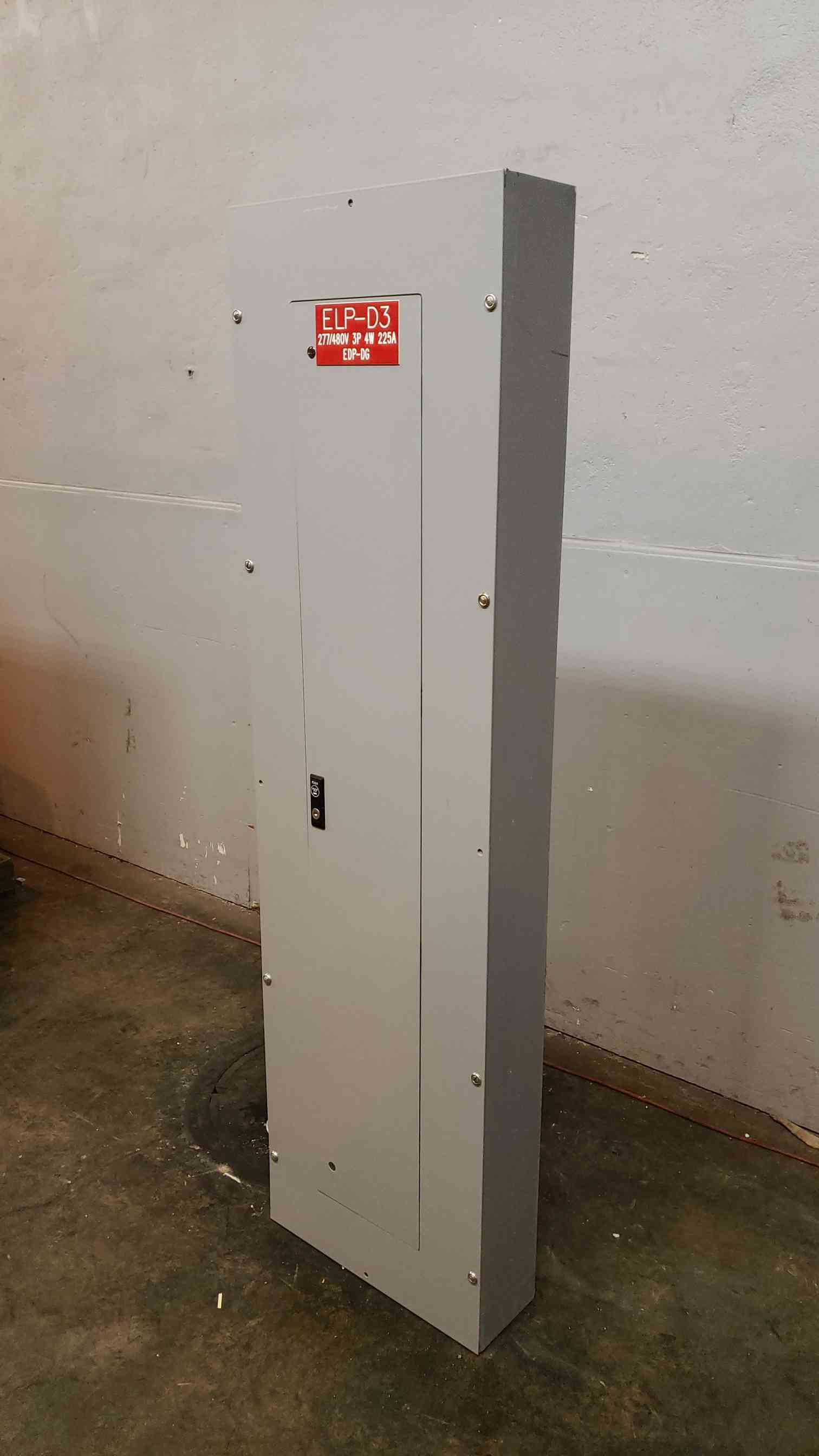 225 Amp. Westinghouse, PRL3, PowRLine Panelboard, (42) Main & Breakers, 3 Phase, 4-Wire, 480Y/277 V - Image 2