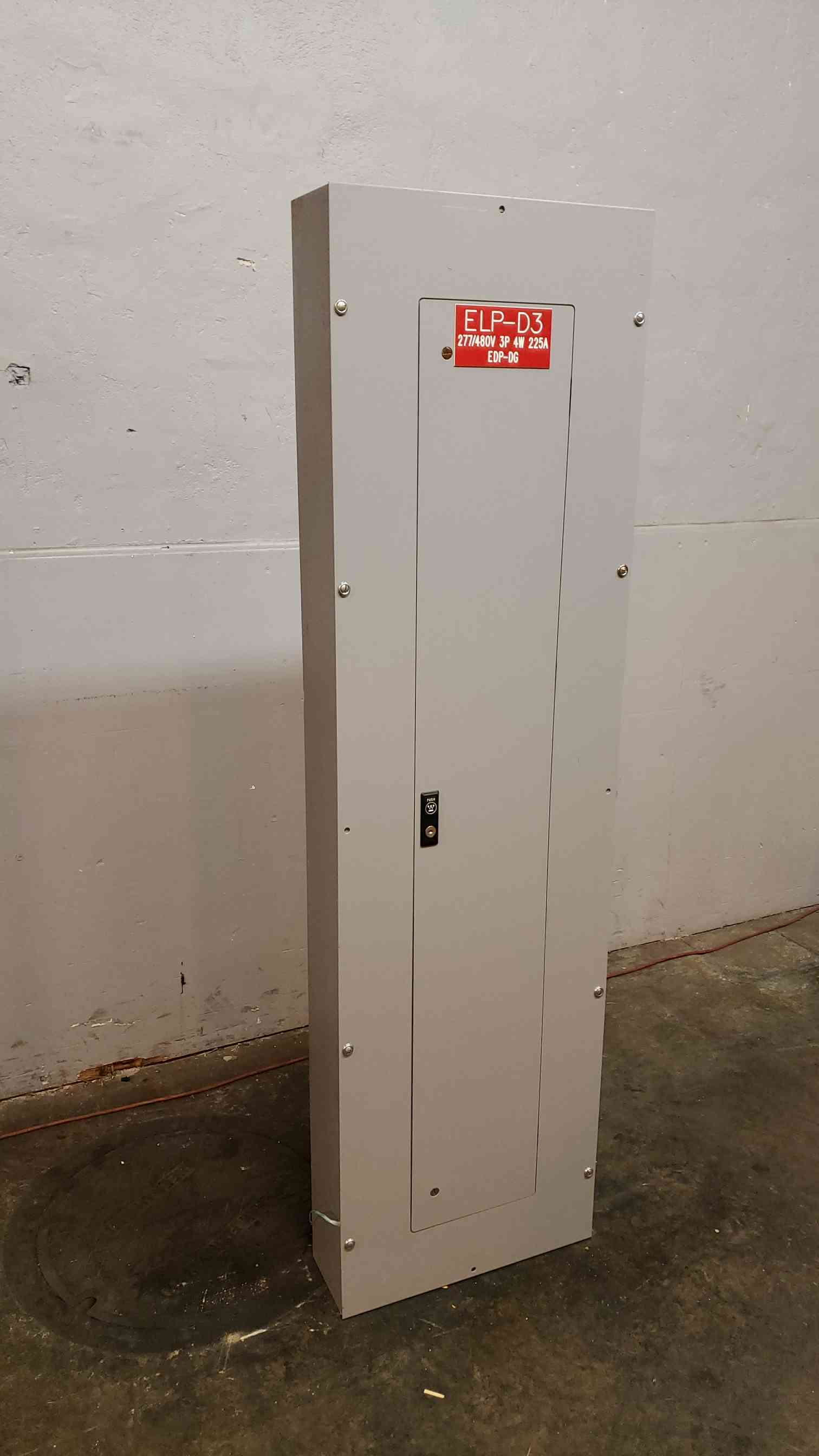 225 Amp. Westinghouse, PRL3, PowRLine Panelboard, (42) Main & Breakers, 3 Phase, 4-Wire, 480Y/277 V - Image 6