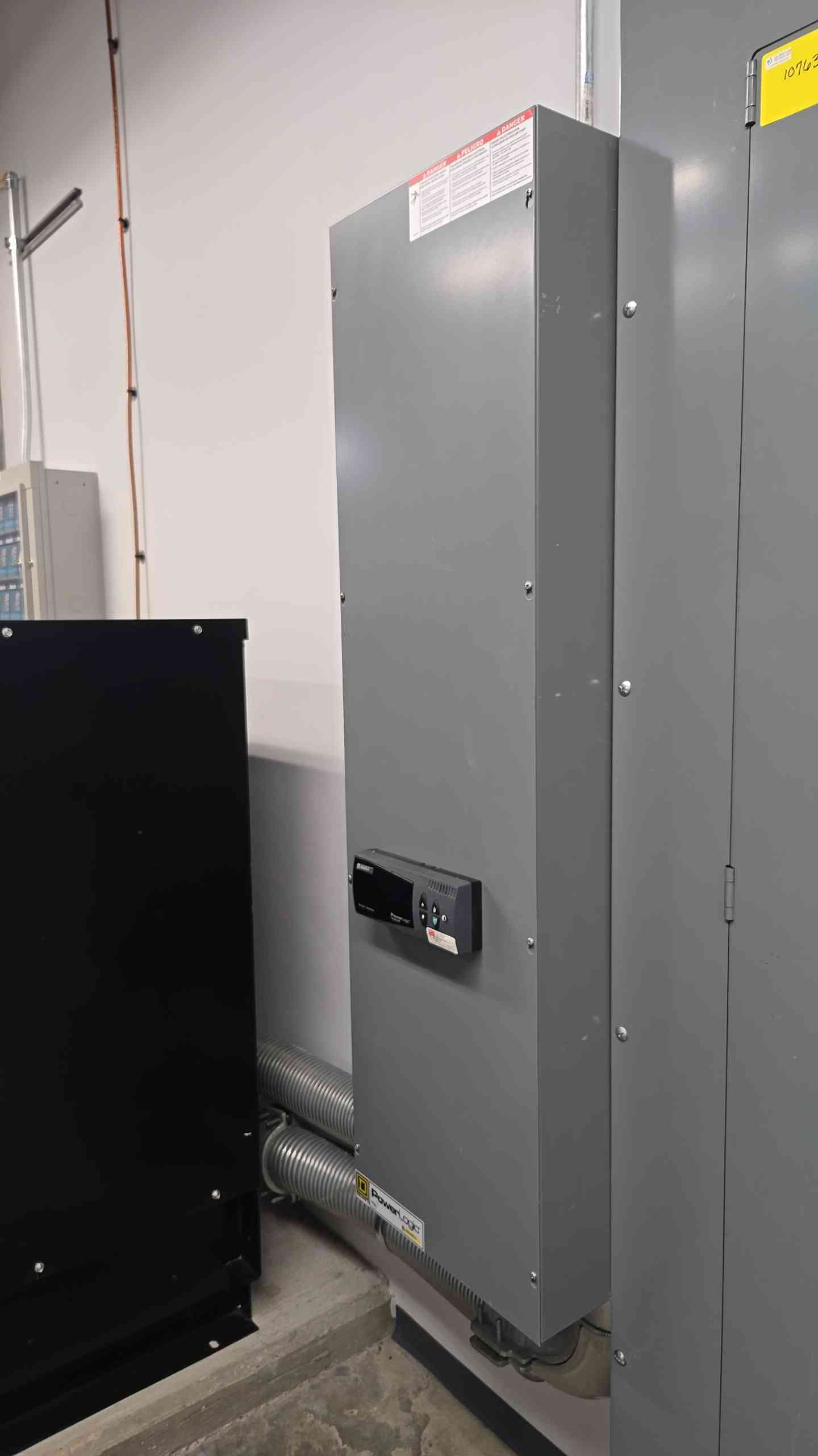 Square D, PowerLogic Monitoring System, 3 Phase, 212 V - Image 4