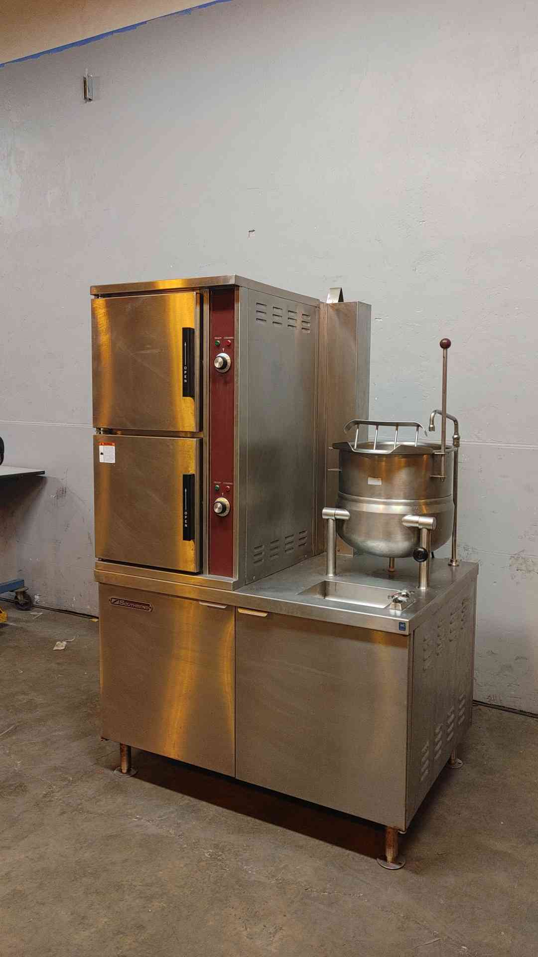 Crown Steam #GCX-10S-10, Convection Steamer - Cabinet, Natural Gas type, (10) Pans, (1) Kettle, 120 V - Image 2