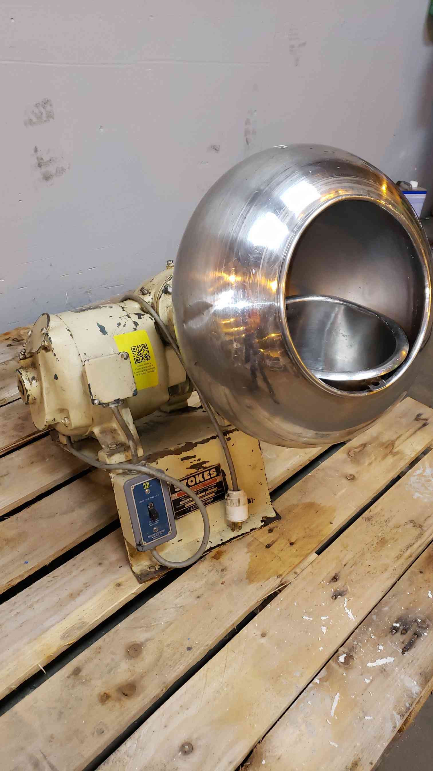 Stokes #29-1, Coating Pan, 16" diameter x 10.5" deep x 9" opening - Image 2
