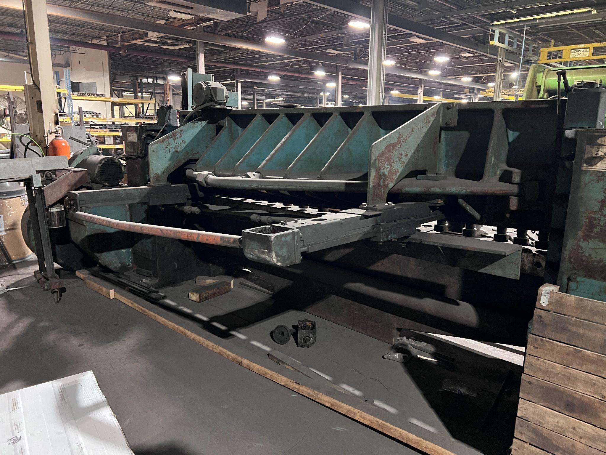 1/2" x 10' Wysong #1050, Mechanical Shear, 18 hold downs, AS-IS - Image 8