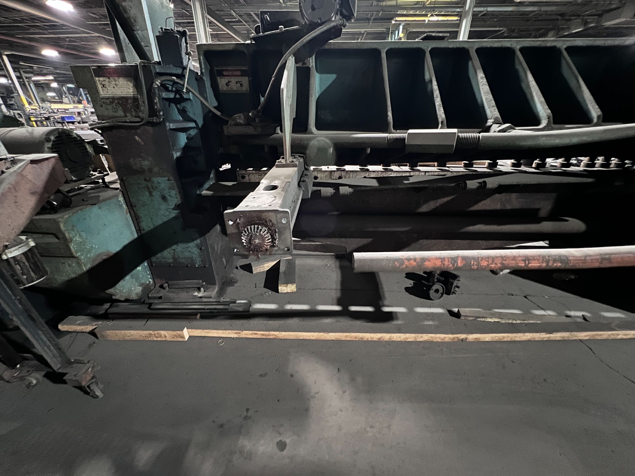 1/2" x 10' Wysong #1050, Mechanical Shear, 18 hold downs, AS-IS - Image 10