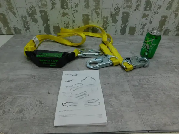 NEW Honeywell Miller Shock Absorbing Lanyard, Sofstop, Steel Snap Hook, 8798-Z7 - Image 1