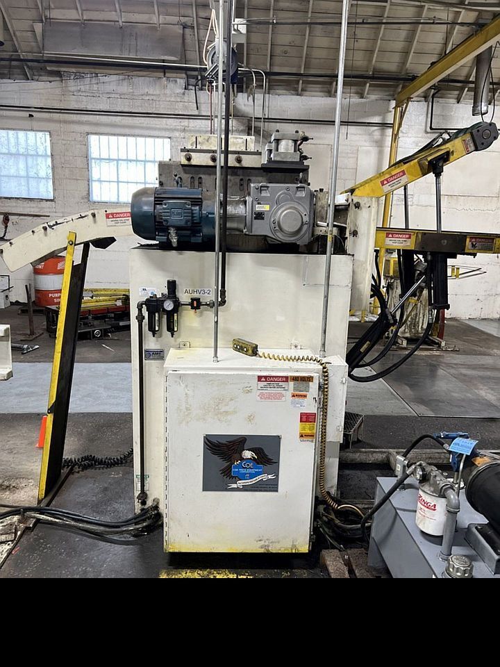 6000 lb. Coe Press Equipment, double end coil reel & straightener comb., 12" width x .250" stock, 3-leaf - Image 4
