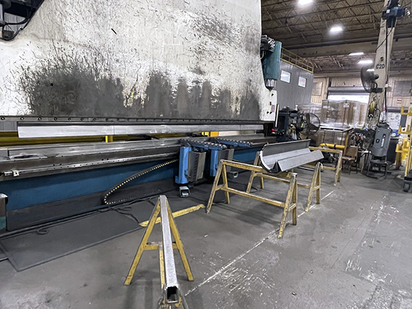 700 Ton, Pullmax/Ursviken #Optima-640, Press Brake, 287" L x 34.4" H Work size, 11.8" width Table, 15.7" - Image 3