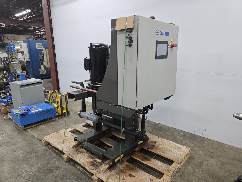 60 Ton, AEC, high efficiency remote air-cooled (HECR) chiller, R-410A refrigerant, 10" touch screen Control - Image 1
