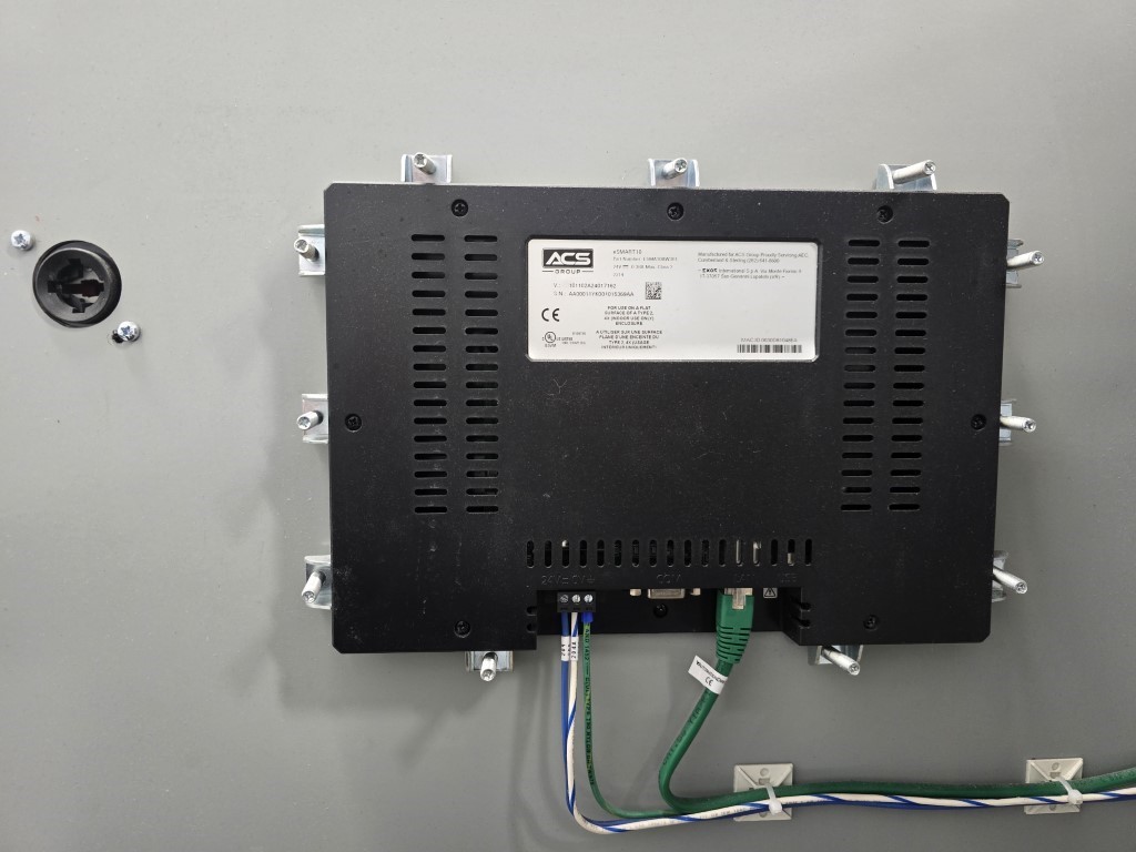 60 Ton, AEC, high efficiency remote air-cooled (HECR) chiller, R-410A refrigerant, 10" touch screen Control - Image 5