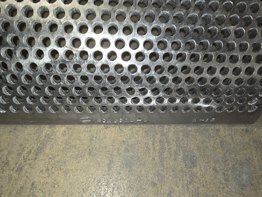 56 T Granulator Screen, .25" holes - Image 5