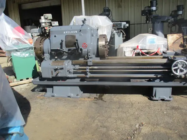 22" x 106" Axelson, oil country lathe, 9" throught hole & taper attachment - Image 2