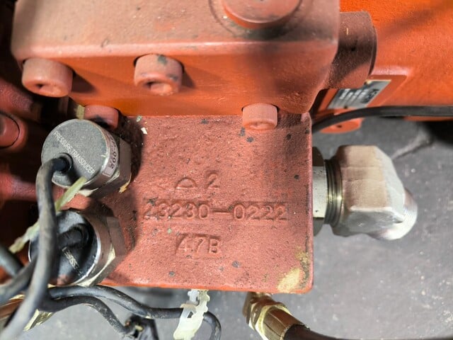 KPM Kawasaki #K3VG180-12NR-PR23, Hydraulic Pump Assembly K480085 Parts Only - Image 3