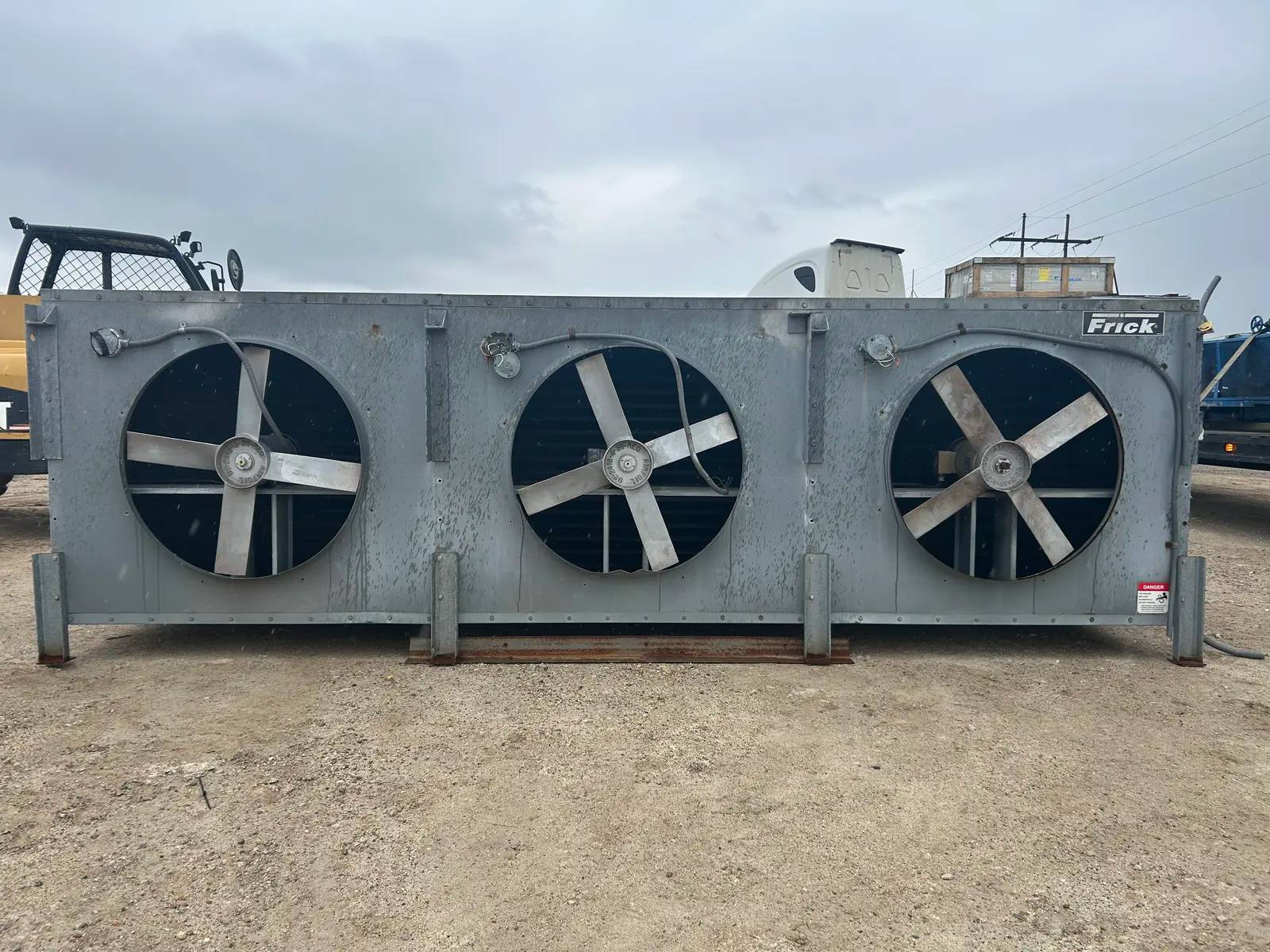 3 Fans, Frick/JCI #SICB-3B-6310-4-2-RH2, Recirculated Ammonia Evaporator Coil, 26.8 TR, 39294 cfm, R-717 - Image 3