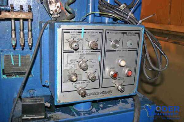 230 Ton, Cincinnati #230CB12, hydraulic, 14' overall, 1512" between housing, Hurco Autobend 20C Back Gauge - Image 10