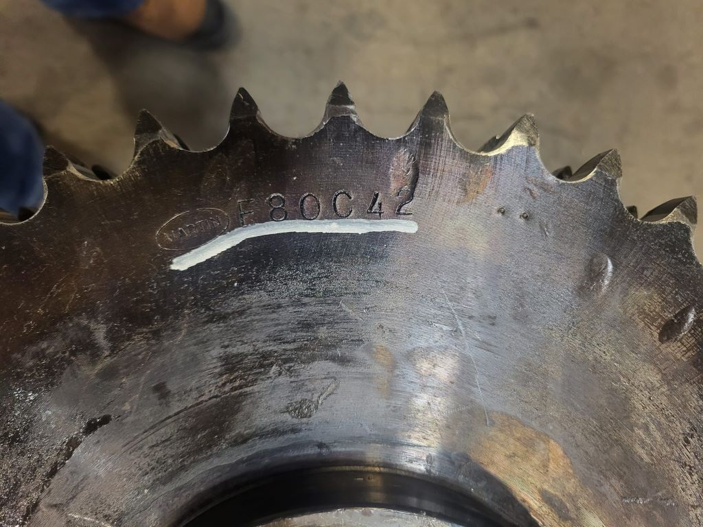 Positive displacement pump chain case - Image 7
