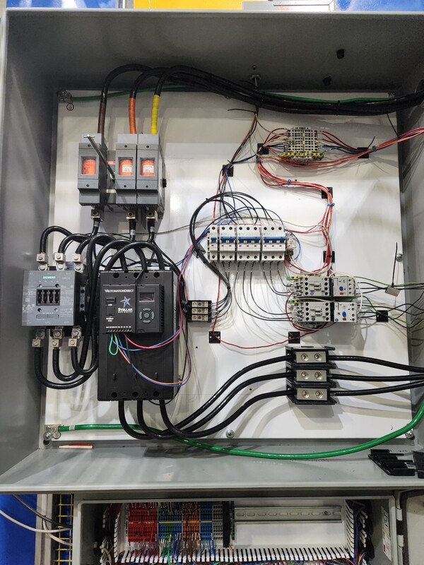 600 Ton, Magnum #MSS4PS600, 42" stroke, 54" open height, 60" x 48" bed, Allen Bradley controls, 2021 - Image 9