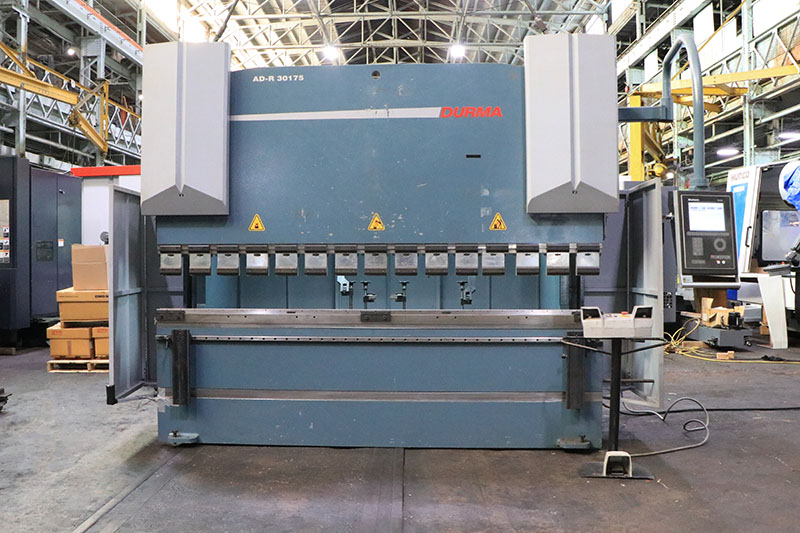 192.5 Ton, Durma #AD-R-30175, press brake, 10' overall, 1032" between housing, 10.4" stroke adj, 21" open - Image 1