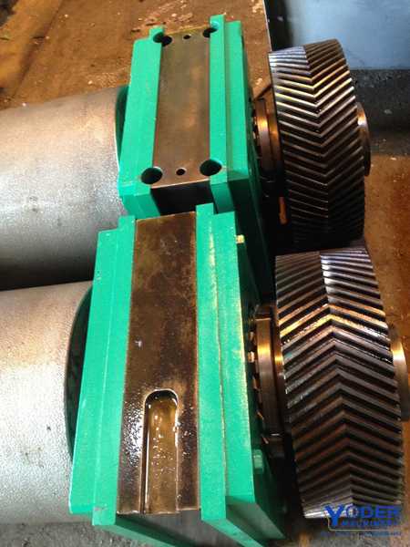 Memco, embossing roll, 18" dia., 30" face, bearing chocks, bearings, drive gears, #51151 - Image 5