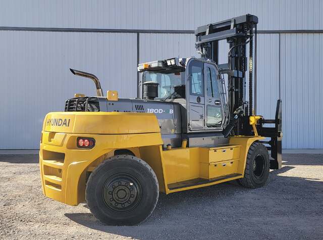 36000 Lb Hyundai 180d 9b Diesel Forklift 2 Stage Mast 198 Max 