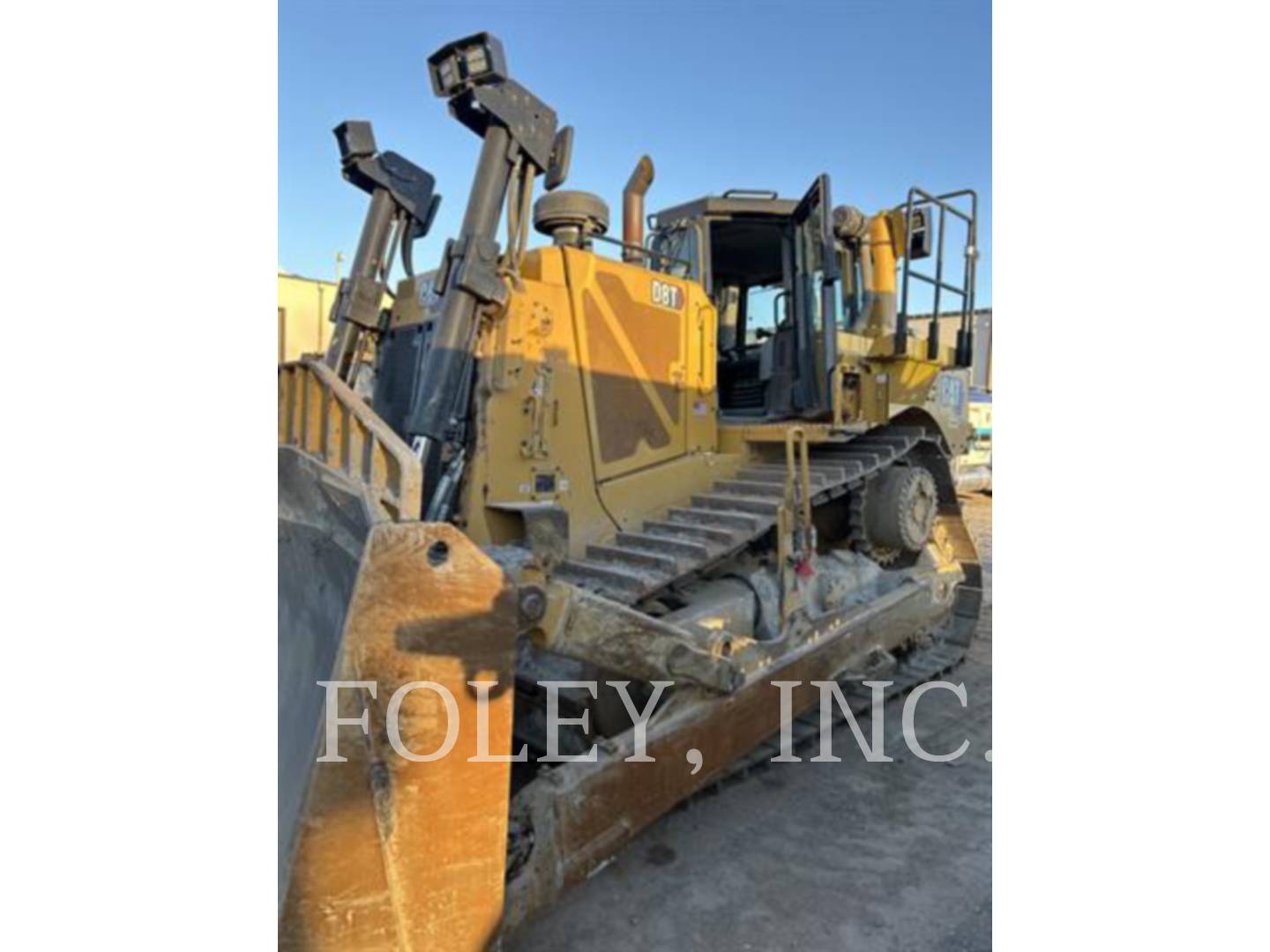 Caterpillar D8T, Crawler Dozer, 1011 hours, S/N: AW401694, 2022 - Image 1