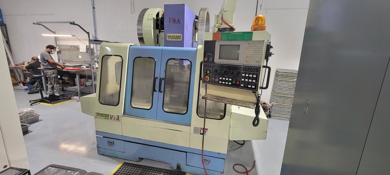 Takumi #V8A, CNC vertical machining center, Mitsubishi Meldas 500 Control, 31" X, 20" Y, 18" Z, 8000 RPM, 24 - Image 1