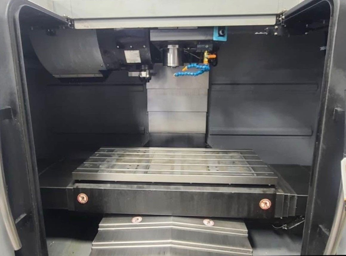 Hurco #VM-20i, 4-Axis CNC vertical machining center, 40" X, 20" Y, 20" Z, 12000 RPM, 20 automatic tool - Image 4