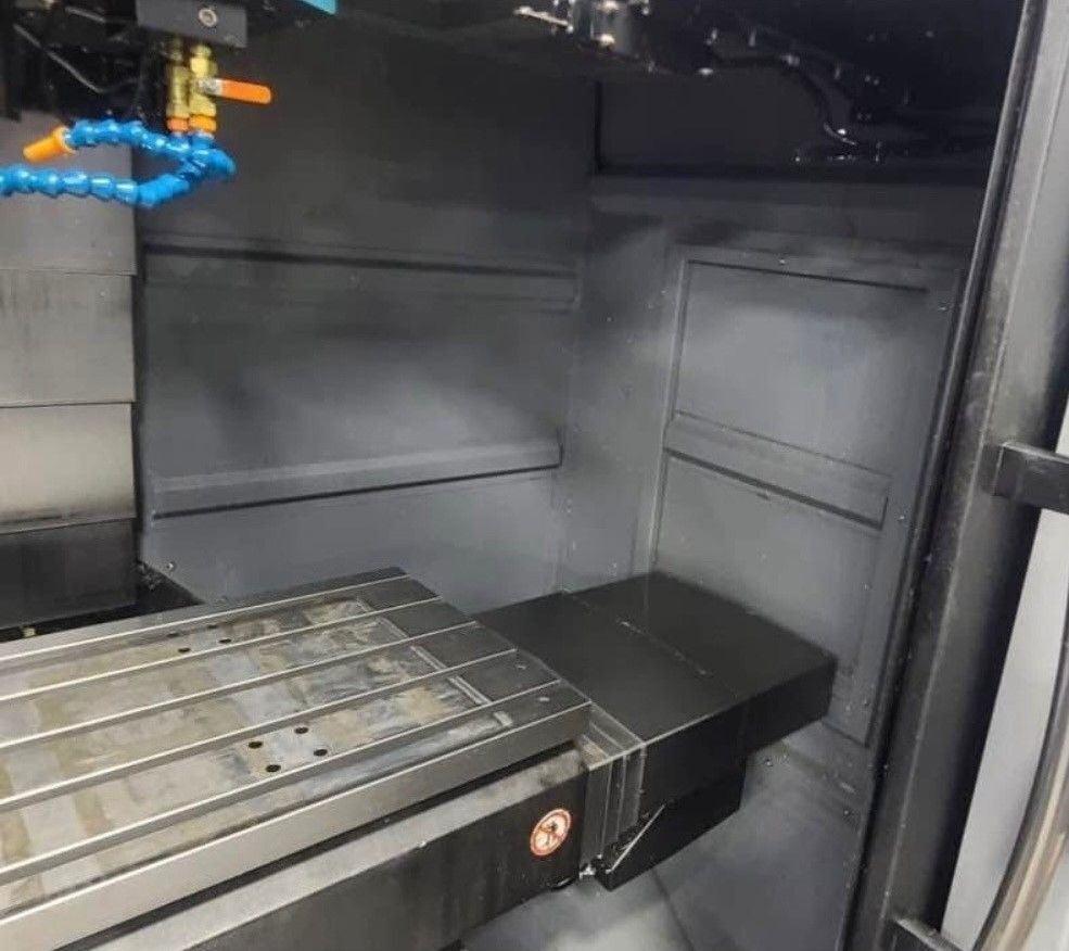 Hurco #VM-20i, 4-Axis CNC vertical machining center, 40" X, 20" Y, 20" Z, 12000 RPM, 20 automatic tool - Image 5