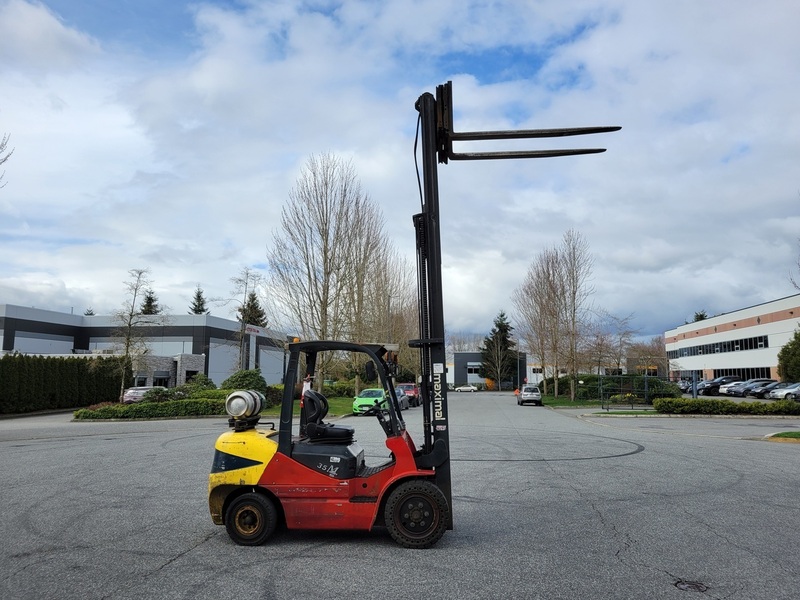 7700 lb. Maximal #FGL35T-MWA3, propane forklift, 118" lift height, 3 stage mast, side shift - Image 3