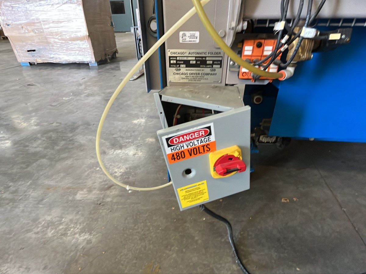 Chicago #Mini-S, Automatic Folder, Side Discharge w/Stacker, 480 V, 2012 - Image 2