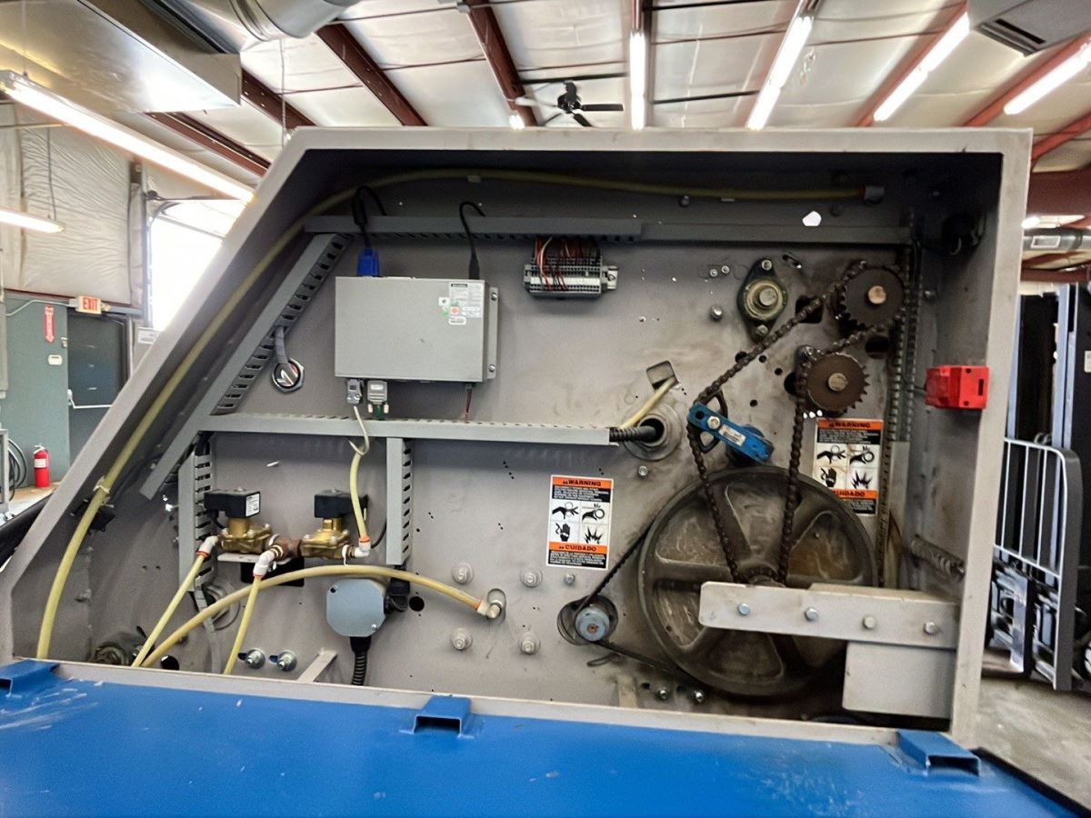 Chicago #Mini-S, Automatic Folder, Side Discharge w/Stacker, 480 V, 2012 - Image 8