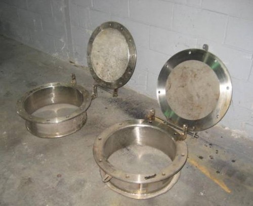 17.5"Manways with hinged covers, Stainless steel (6 available) - Image 2