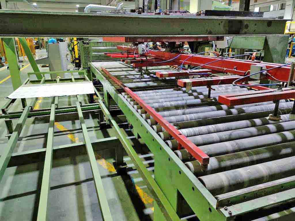 Imeas, polishing & brushing line, 60" W, automatic sheet loader, 1992 - Image 9
