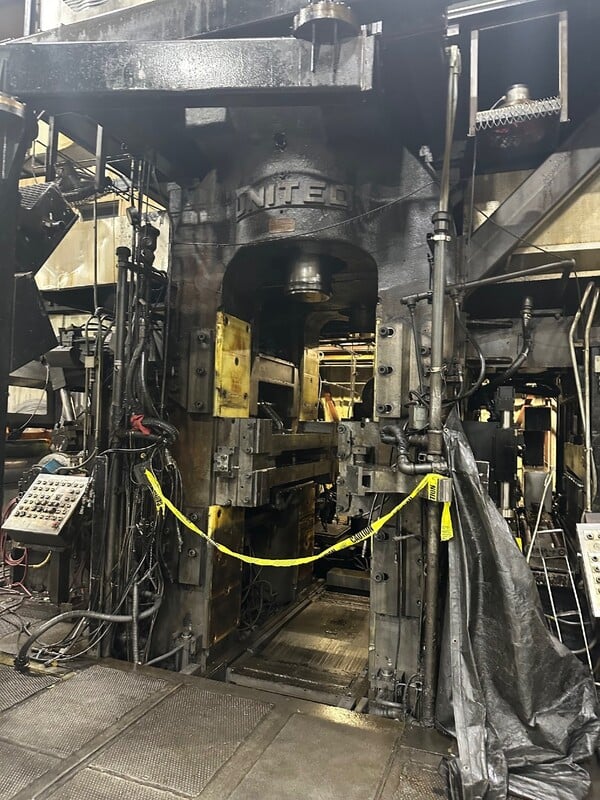 6" x 26" x 17" United, Reversing Cold Mill, 4-High, 1-Stand, 7"-14" width Strip, 0.16"-0.05" Thickness - Image 1