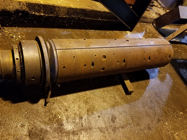 Stamco, Uncoiler Mandrel w/Shaft, 4-Leaf Construction, 20" ID x 66" face Mandrel - Image 1